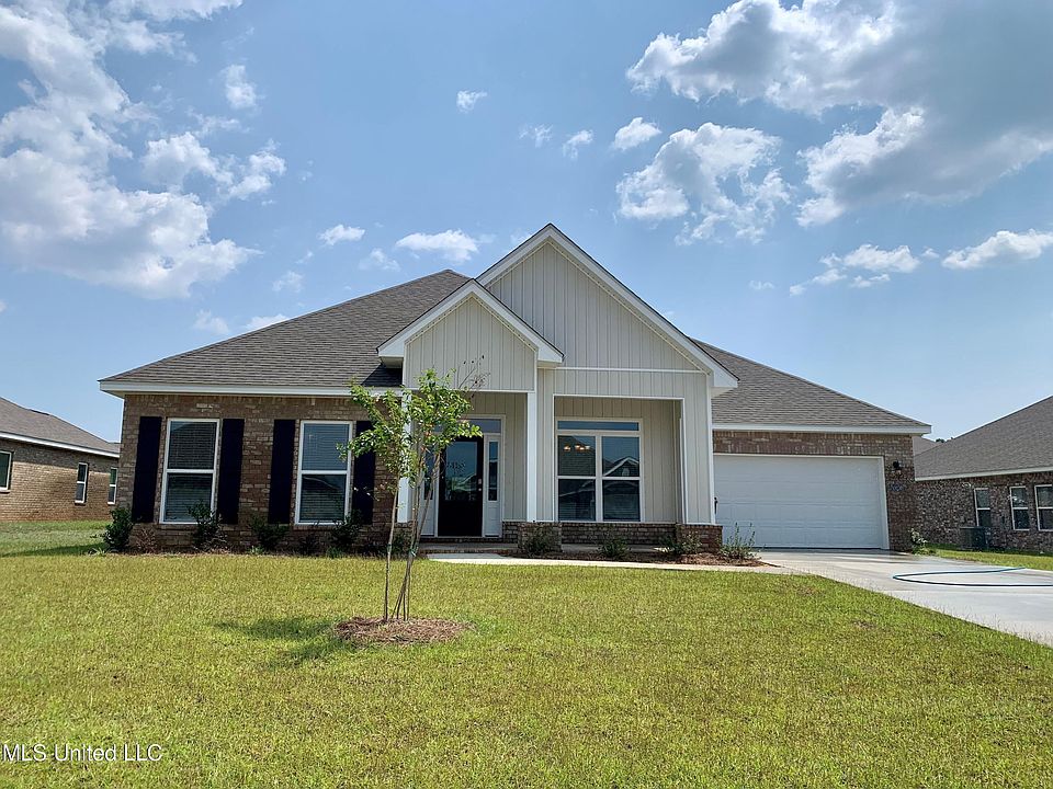 1st image of 15236 Woodmanse Way