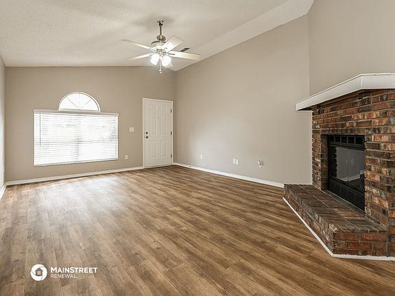 3rd image of 10109 Geni Hill Cir N