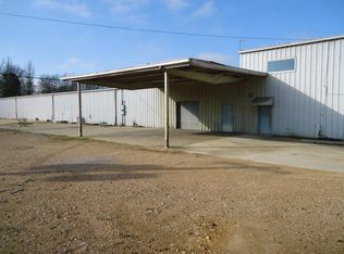 2044 Highway 182, Columbus, MS 39701