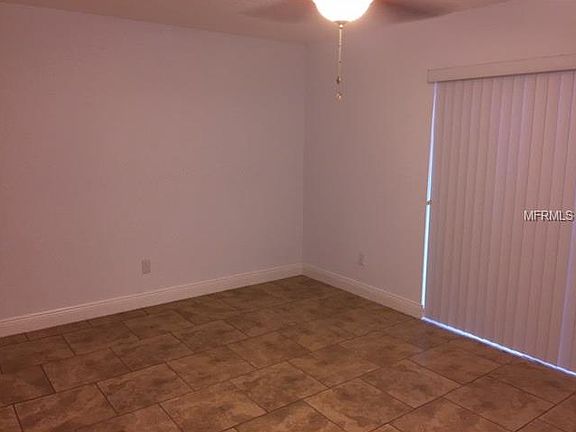 4th image of 48 Trotters Cir