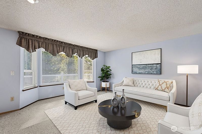 5th image of 11213 98th Avenue SW