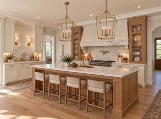 112 Martins Ln, Hingham, MA 02043