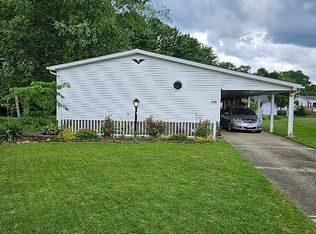 198 Sunrise Ln, Hiram, OH 44234