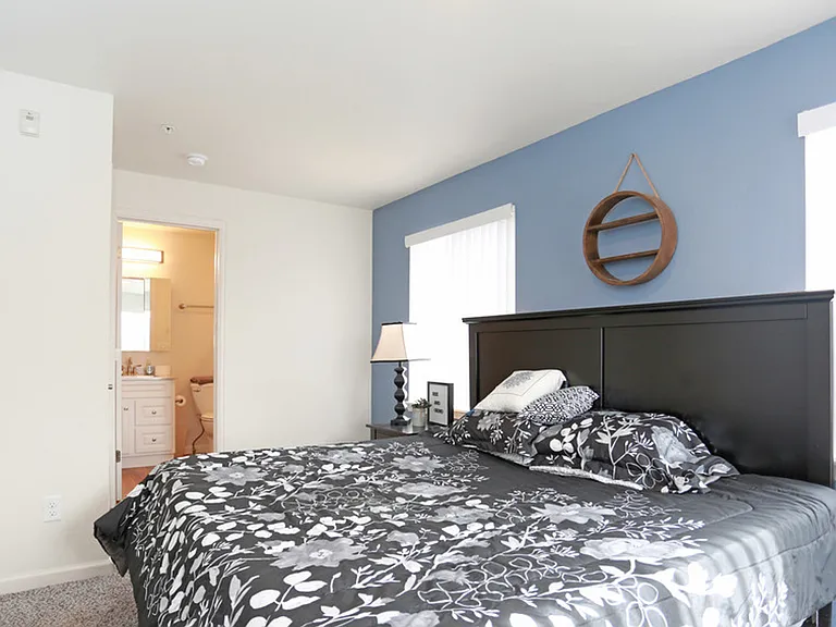 Atrium Suites - 2 BR/2 BA & 3 BR/3 BA — Photo 33