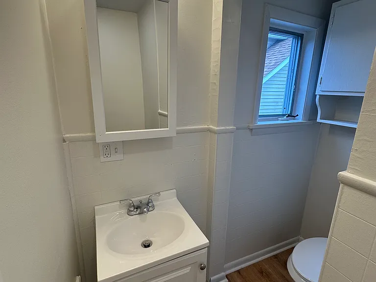 123 Smith St #3 — Photo 6