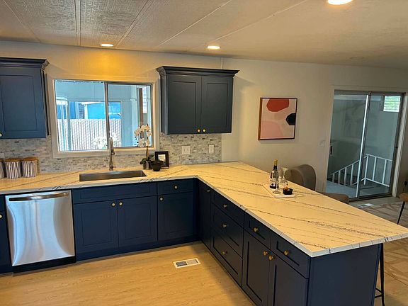 3rd image of 620 SE 2nd Ave Unit 64