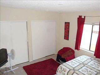 3rd image of 6742 Encino Ave Unit 4