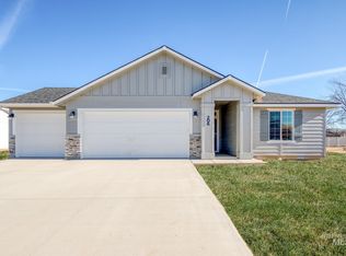 2094 N Thunderbolt St, Mountain Home, ID 83647