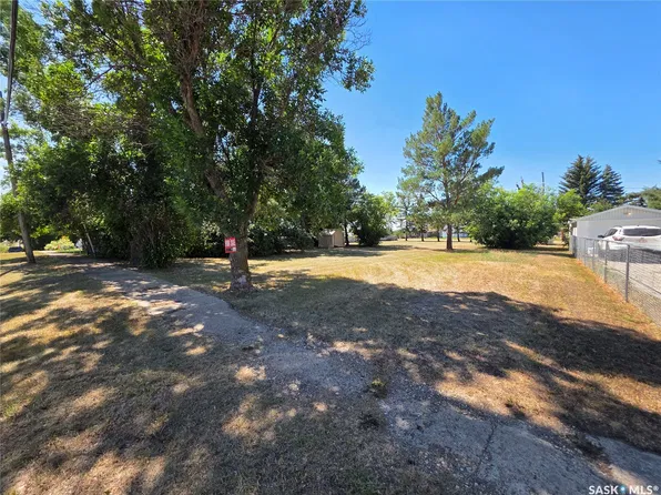 1224 Taylor Street, Herbert, SK S0H 2A0