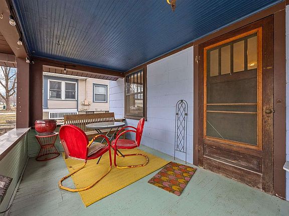 3rd image of 1403 E College St