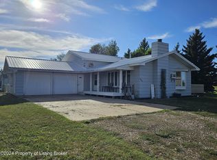 250 W 1st St, Regent, ND 58650