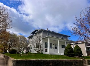 310 2nd St, Ludington, MI 49431