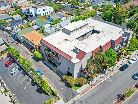 4th image of 1125 Pico Blvd APT 107
