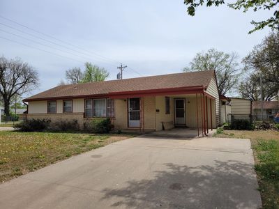 1825 E 15th Ave, Winfield, KS, 67156
