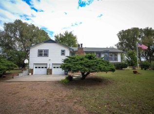 1144 N Oliver Rd, Belle Plaine, KS 67013