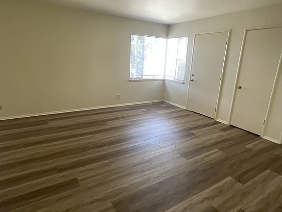 5th image of 464-472 Ramona Ave #470R
