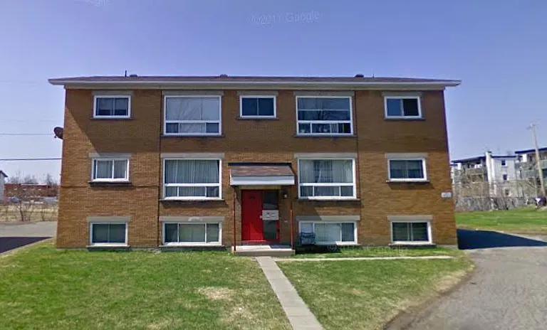370 Belisle St — Photo 1