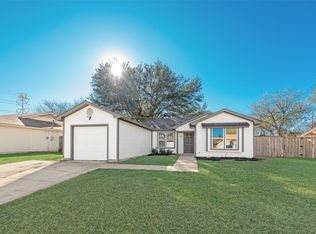 1418 Colonnade Dr, Arlington, TX 76018