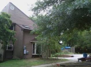 1605 Lauren Ct, Bensalem, PA 19020