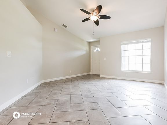 4th image of 2694 Cleo St