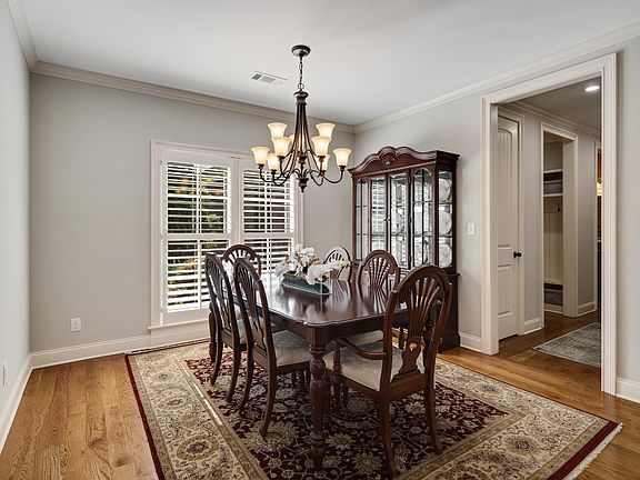 4th image of 10180 Ivy Oak Ln