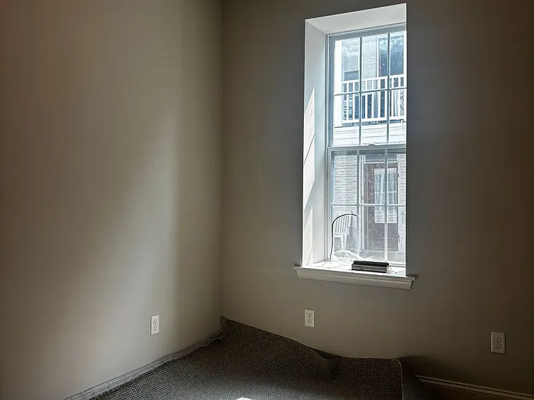 108 W Main St — Photo 14