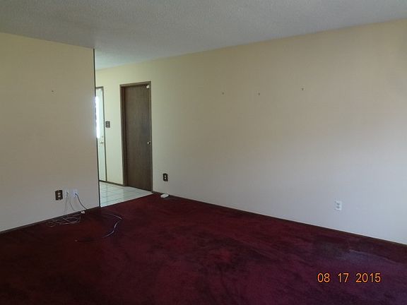 Dining/Formal Living Area