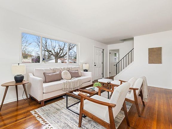 5th image of 1363 Coburg Rd