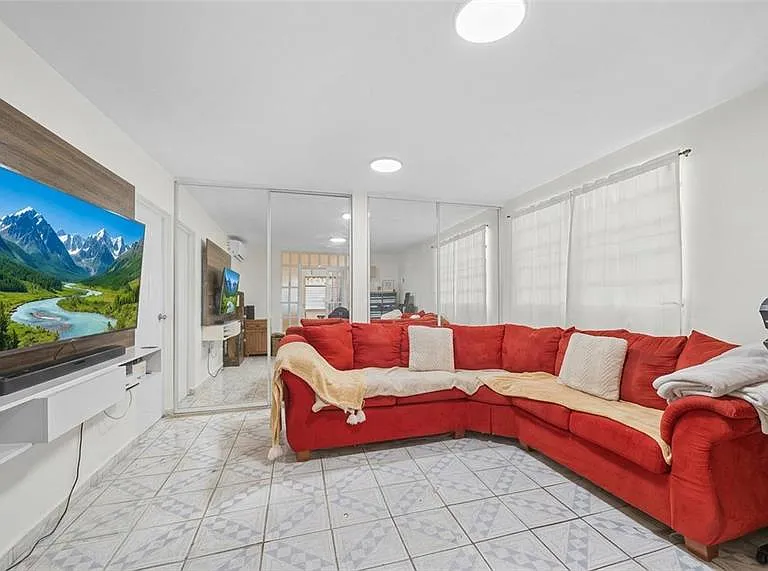 N13 Calle Boriken Urb Alturas Del Encanto — Photo 20