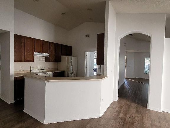 3rd image of 17507 Ospre Glen Dr