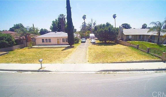 4th image of 18607 Marygold Ave
