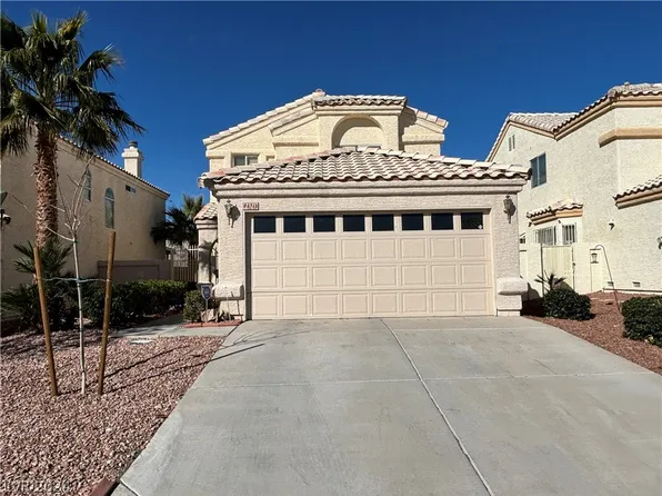 2321 Diamondback Dr, Las Vegas, NV 89117
