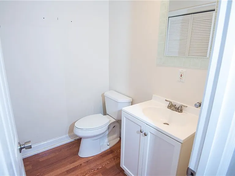 13 Island Ave — Photo 9
