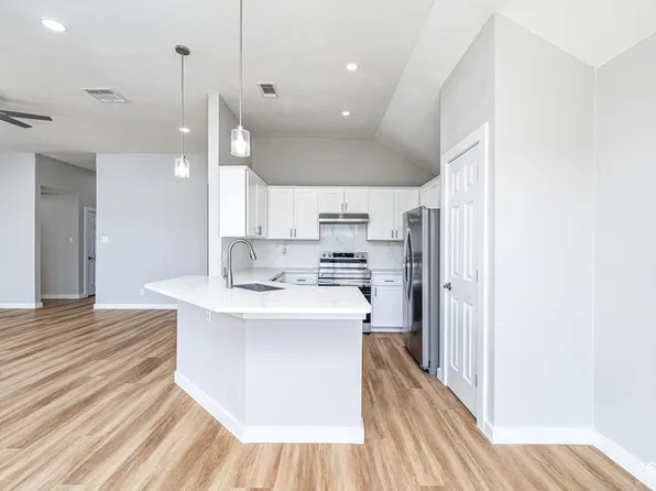 1614 Lake Shore Blvd, San Angelo, TX 76904