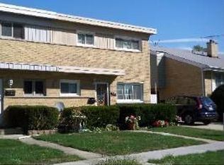 9218 W Church St, Des Plaines, IL 60016