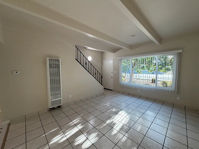 Casa de Luna Townhomes — Photo 6