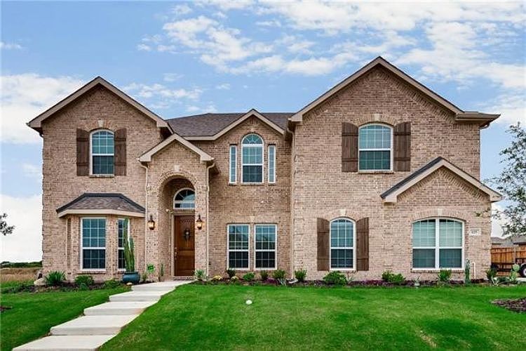 1st image of 125 Laurel Oak Dr