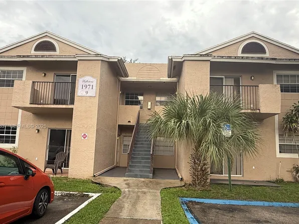 1971 NW 96th Ter #9G, Hollywood, FL 33024