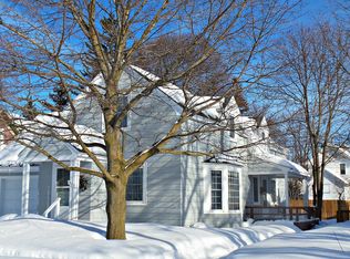 221 S Ball St, Cheboygan, MI 49721