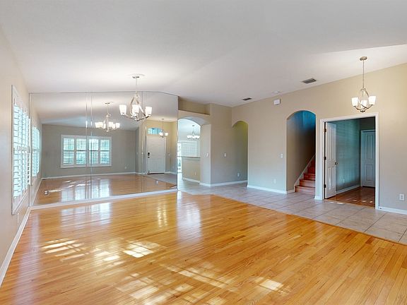 4th image of 8743 Maple Pond Ct