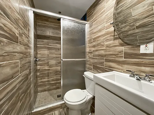 Rented by Keller Williams NYC | media 14