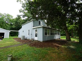 7106 Hillside Rd, Crystal Lake, IL 60012