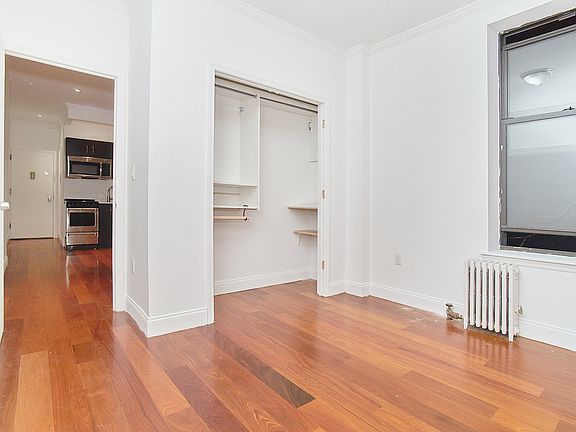 5th image of 211 Avenue A APT 20