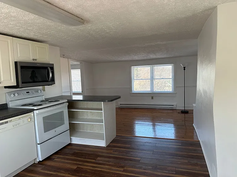 402 S Cameron St — Photo 7