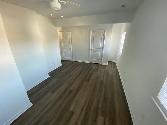 5th image of 1237 Lindsay Ave #2