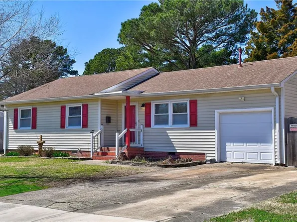 243 E Chickasaw Rd, Virginia Beach, VA 23462