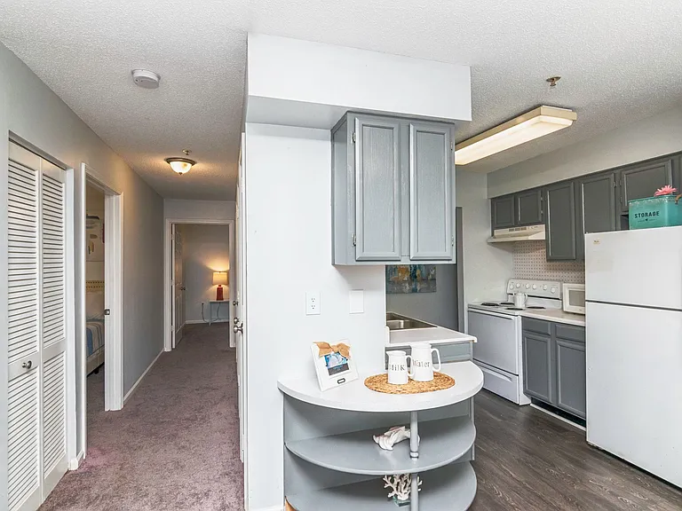 Archer Crossing Apartments — Photo 2
