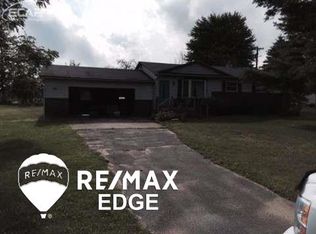 13120 S Seymour Rd, Montrose, MI 48457