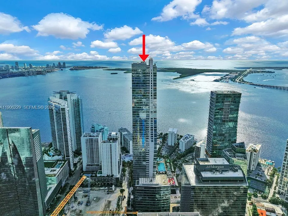 1435 Brickell Ave #3401