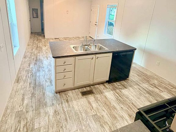 2nd image of 1625 B St Lot 50
